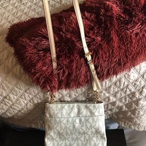 Michael Kors crossbody